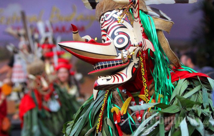Hudoq Dance – Spirit Masks and Agricultural Rituals of the Dayak Bahau