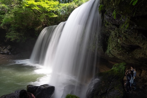 View from inside behind Nabegataki Waterfall