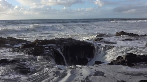 Thor’s Well – Oregon’s Ocean Drainhole That Breathes with the Sea